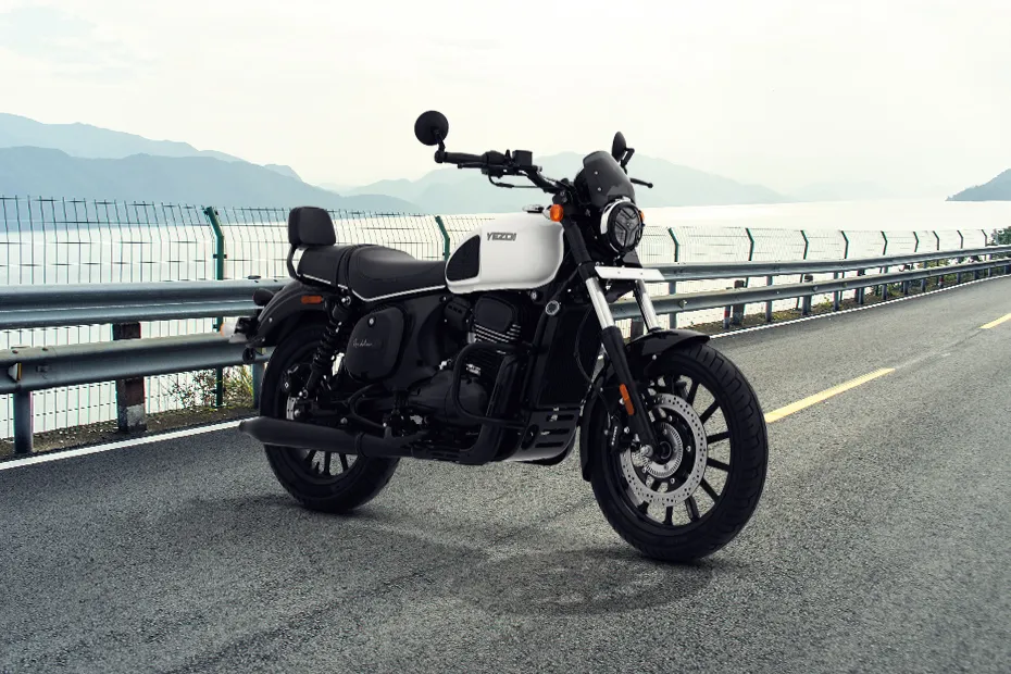 Yezdi Roadster Dark Glacial White image